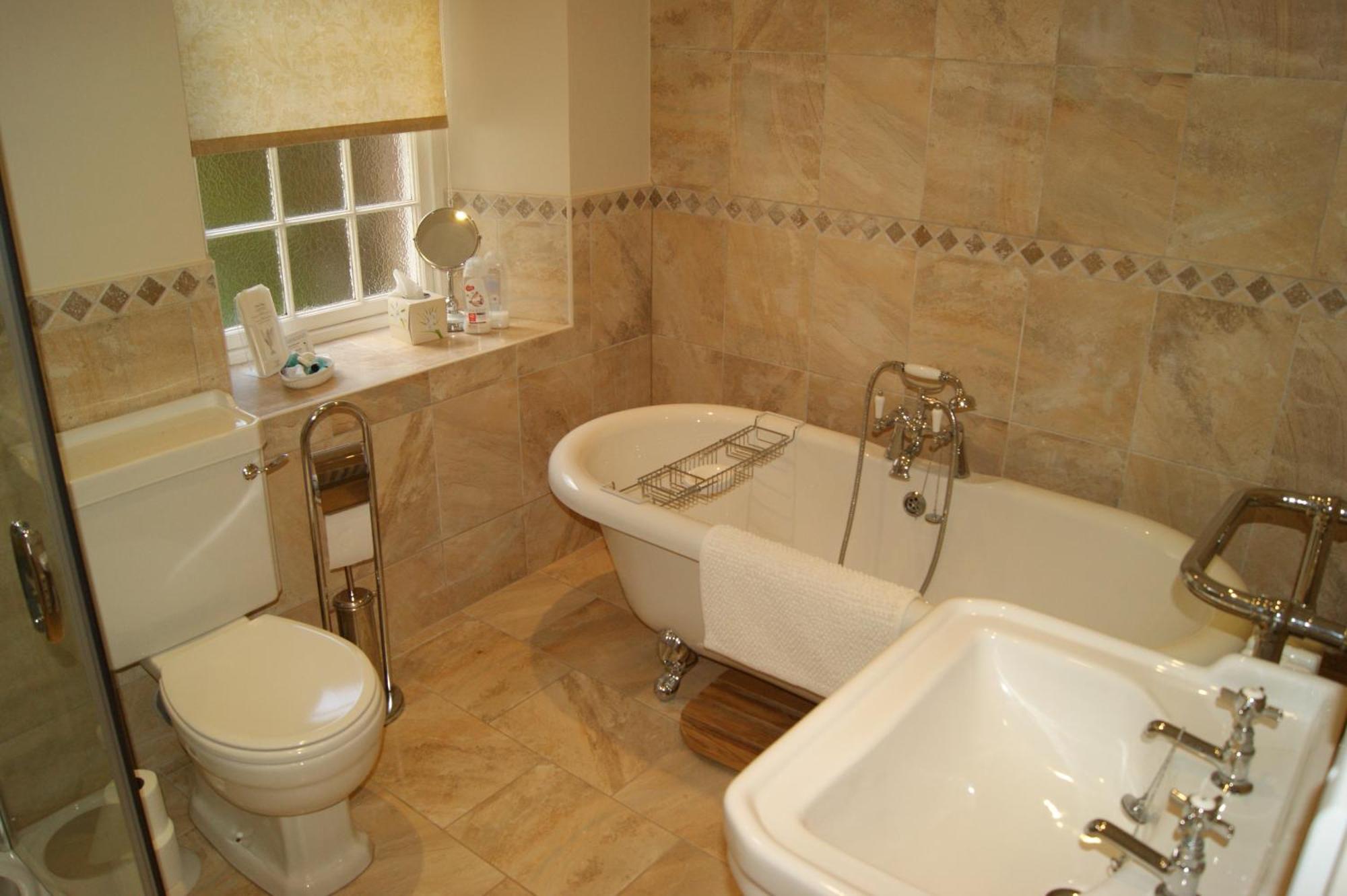 Comelybank Guesthouse Кріфф Екстер'єр фото